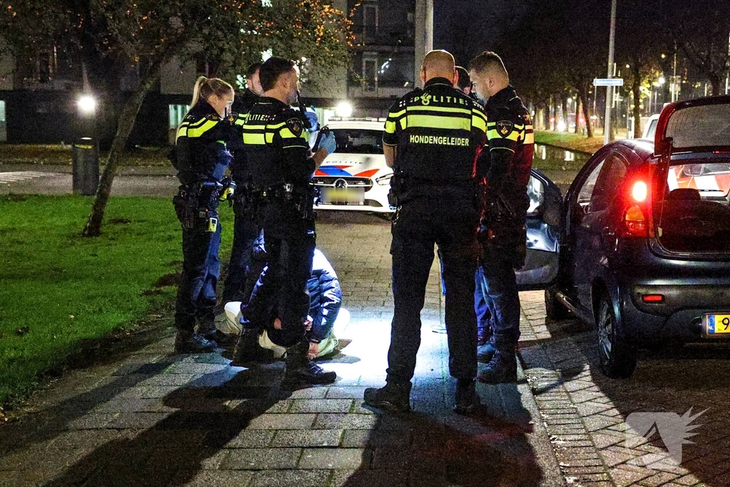 Politie grijpt in bij gewapende vechtpartij