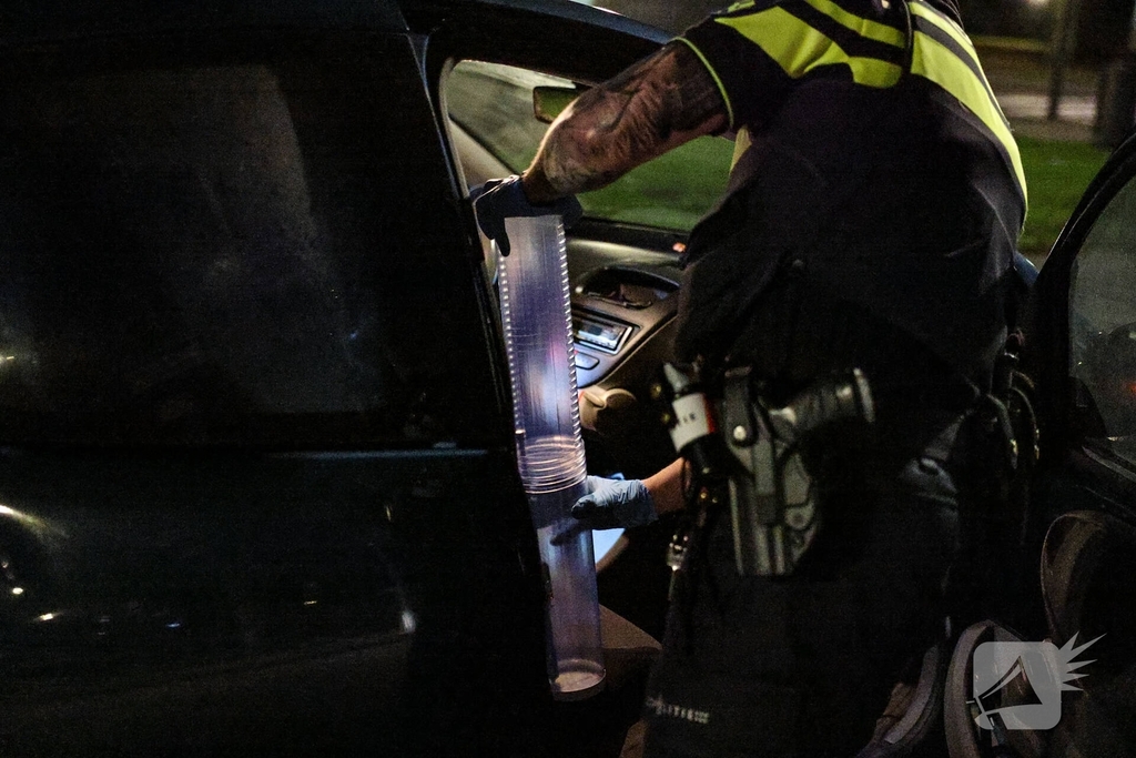 Politie grijpt in bij gewapende vechtpartij