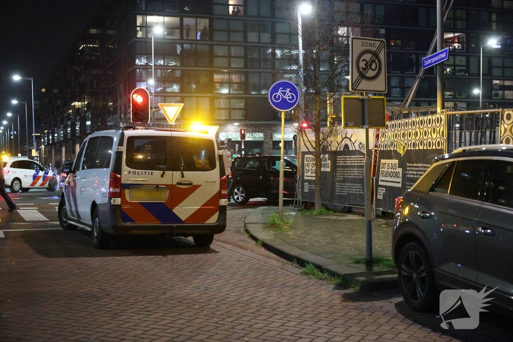 Twee gewonden na ongeval tussen twee auto's