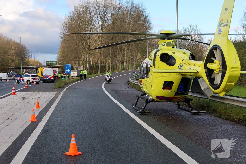 Zwaargewonde chauffeur overlijdt na crash