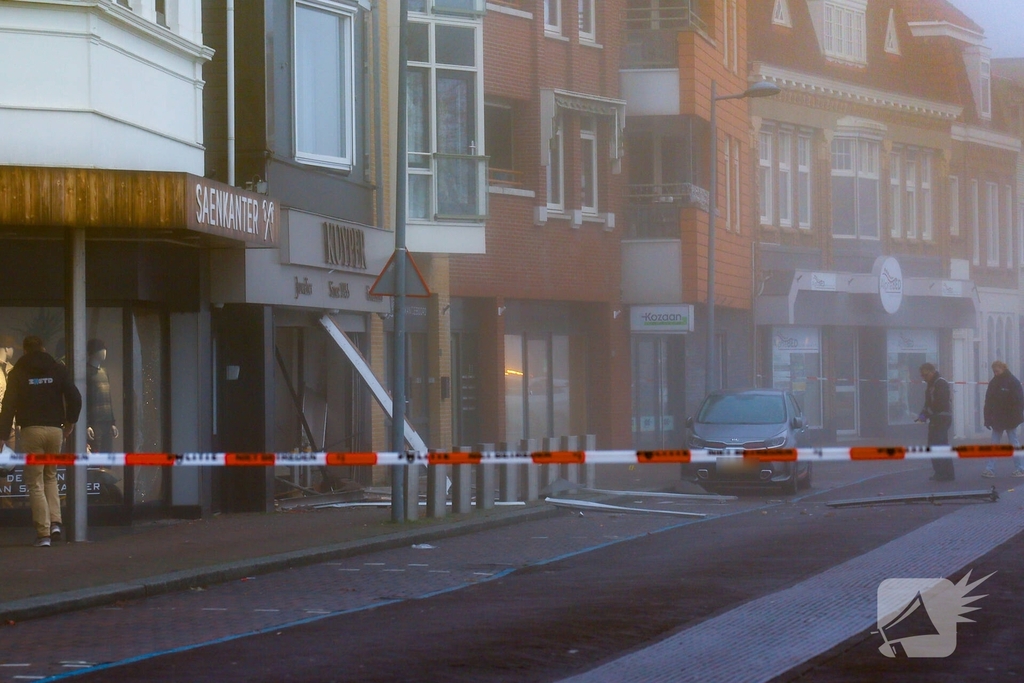 Explosie bij juwelier leidt tot gewonden