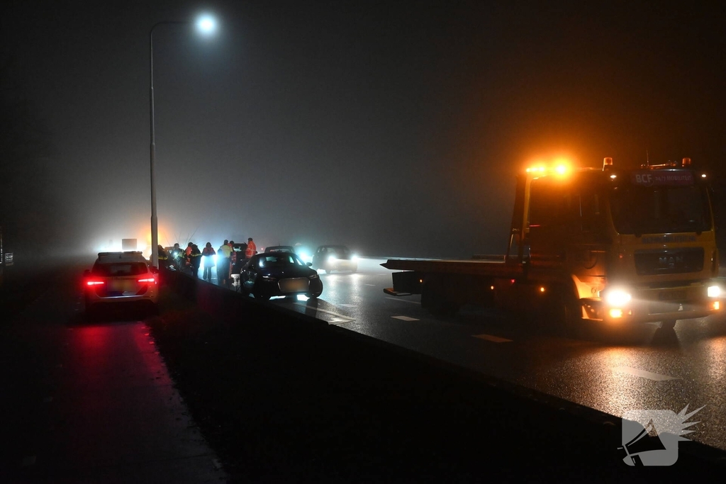 Drie voertuigen betrokken bij botsing