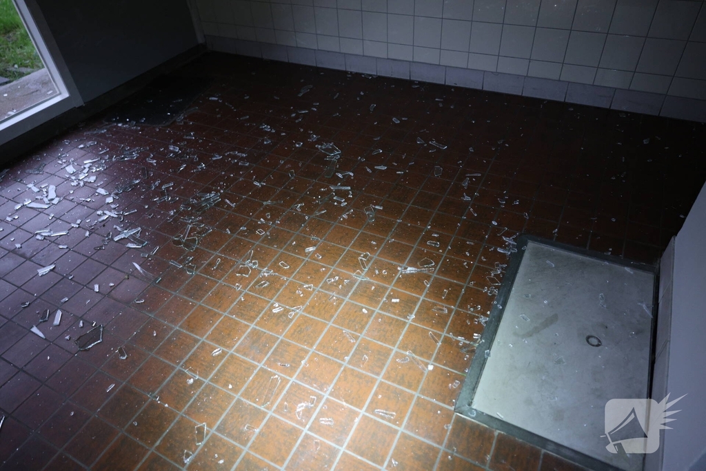 Explosie in flat veroorzaakt aanzienlijke schade