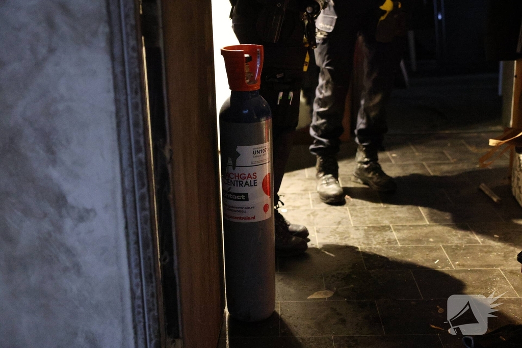 Explosie in flat veroorzaakt aanzienlijke schade