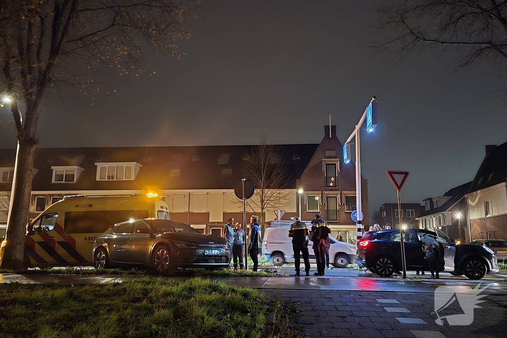 Kop-staart botsing bij zebrapad