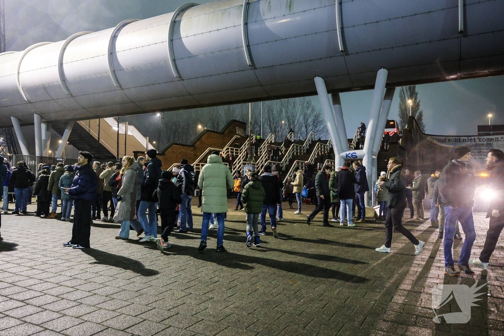 Mobiele Eenheid paraat bij wedstrijd Feyenoord tegen Celtic