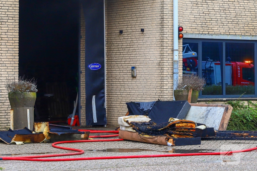 industriebrand onder controle in Badhoevedorp