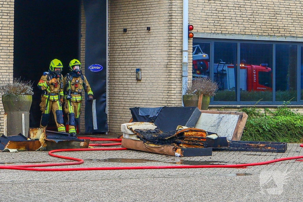 industriebrand onder controle in Badhoevedorp