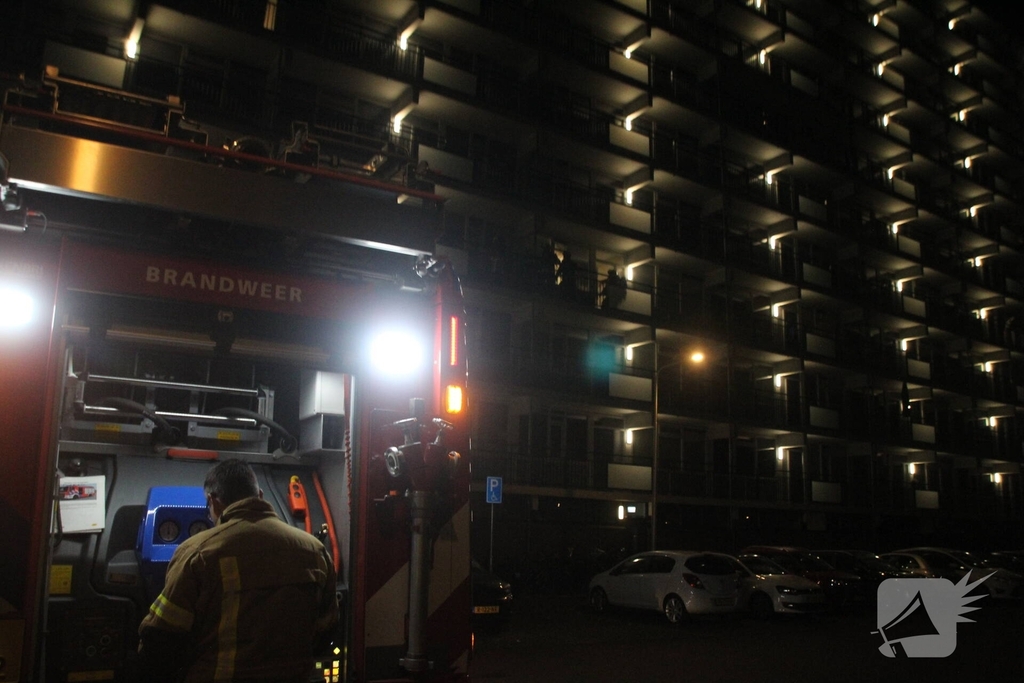 Brand in flatwoning leidt tot snelle hulpverlening