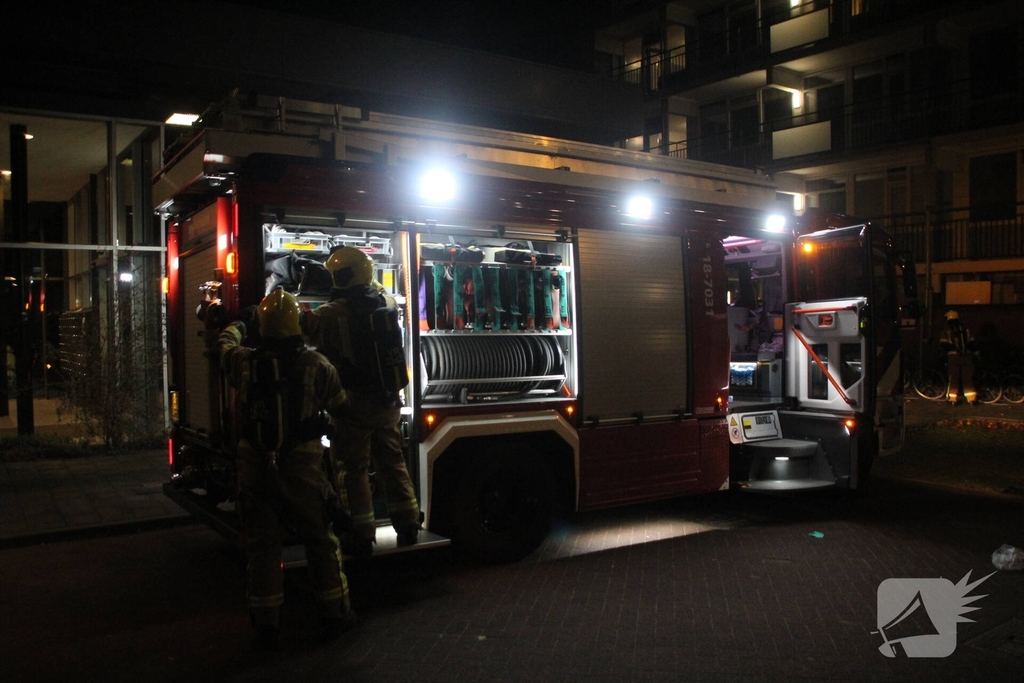 Brand in flatwoning leidt tot snelle hulpverlening