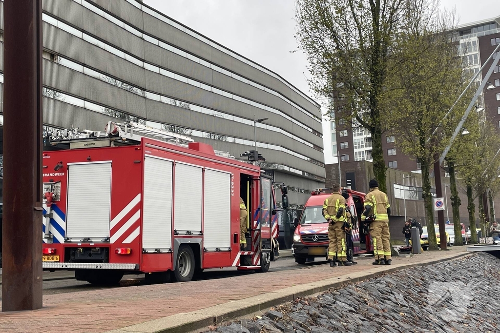 Zoekactie in het water na aantreffen kleding