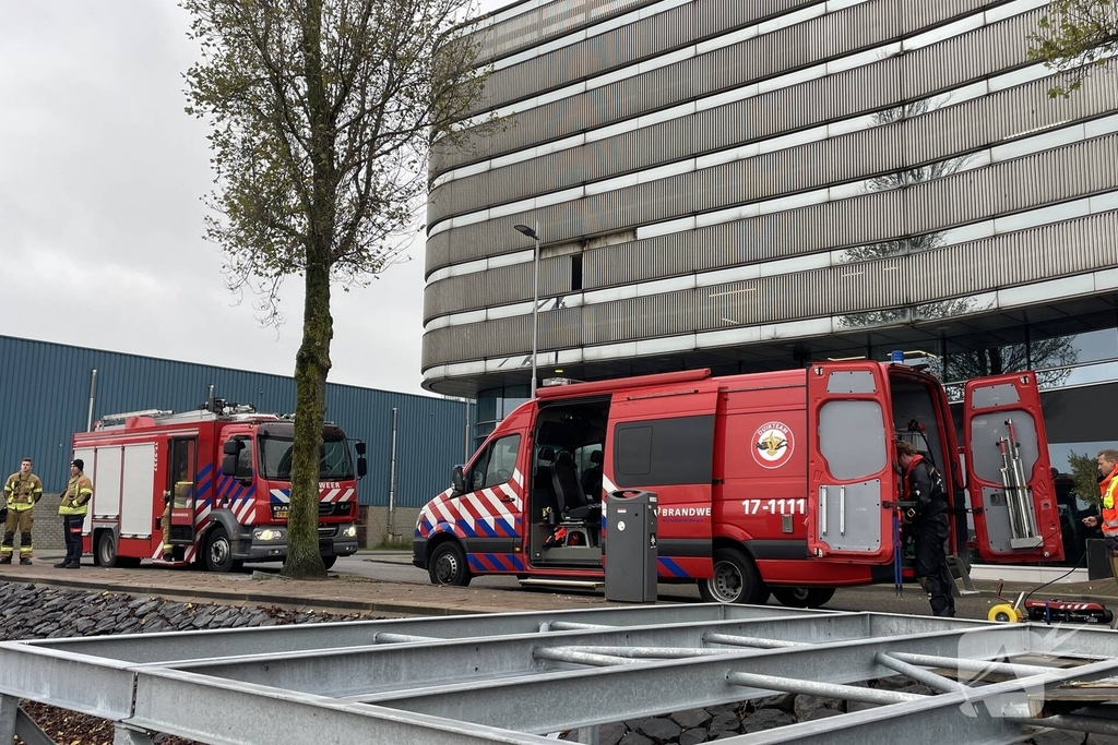 Zoekactie in het water na aantreffen kleding