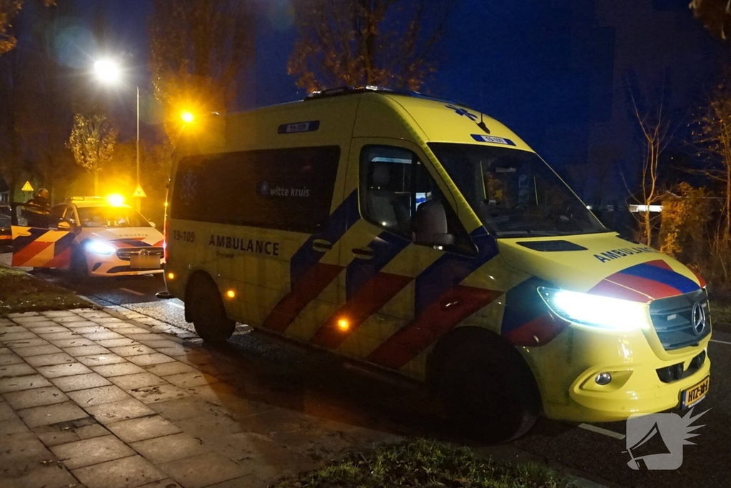 Traumahelikopter landt voor medische noodsituatie