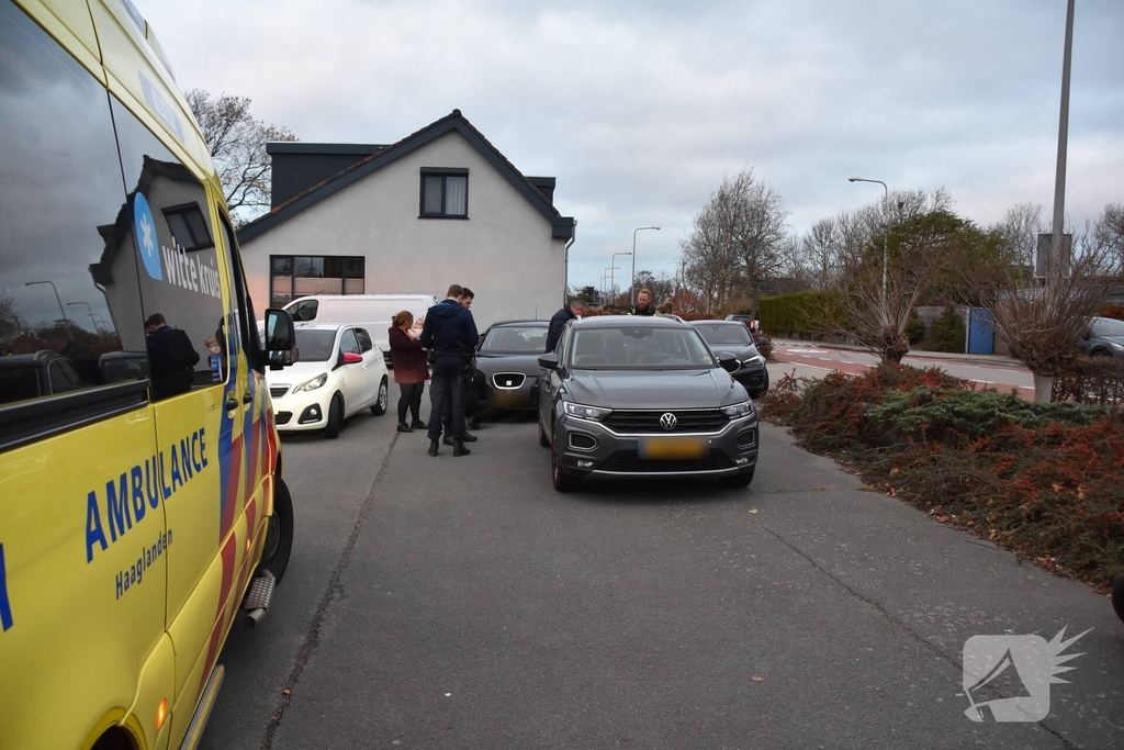 Politie en ambulancedienst ingezet na botsing