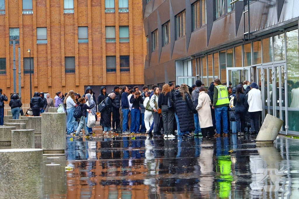 Brand in onderwijsinstelling leidt tot evacuatie