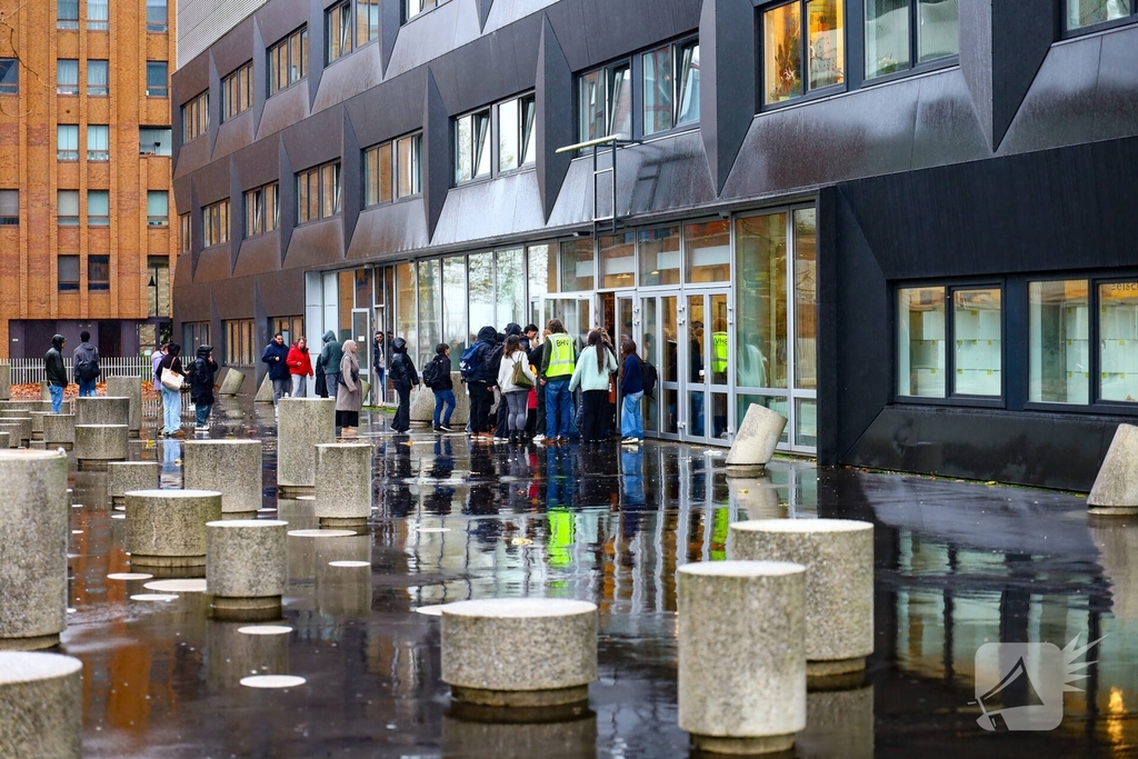 Brand in onderwijsinstelling leidt tot evacuatie