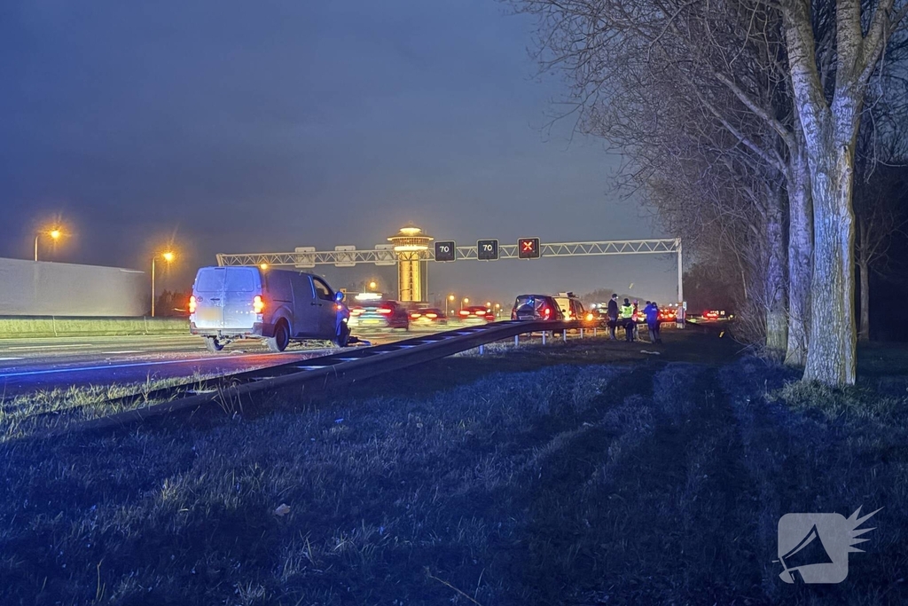 Aanrijding op A28 leidt tot verkeershinder