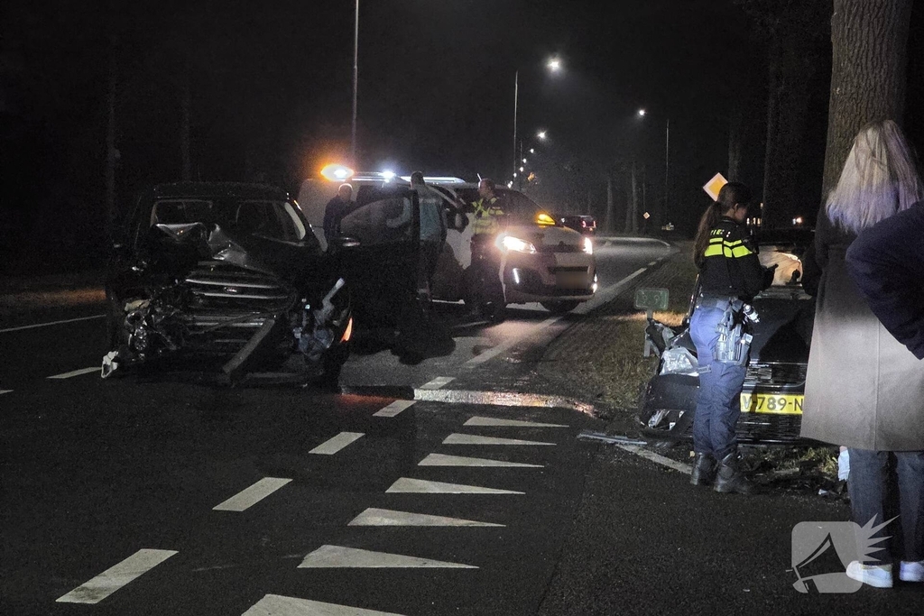 Zware aanrijding leidt tot gewonden en afsluiting van de weg