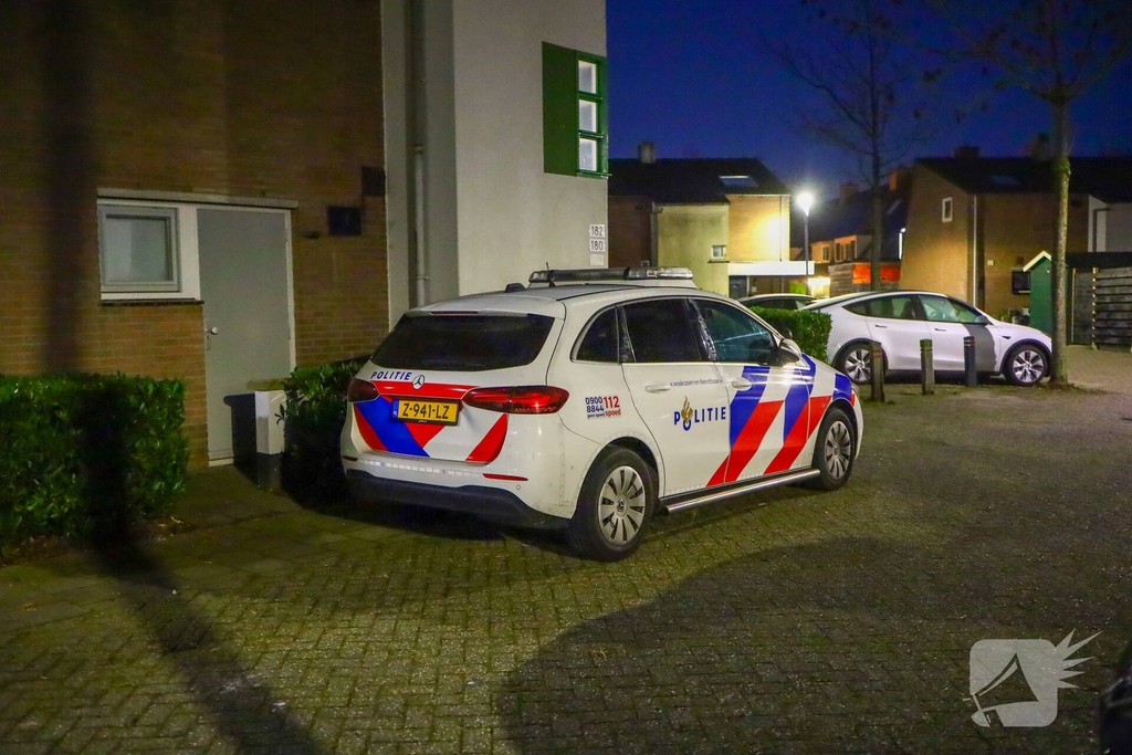 Explosie bij woning veroorzaakt schade