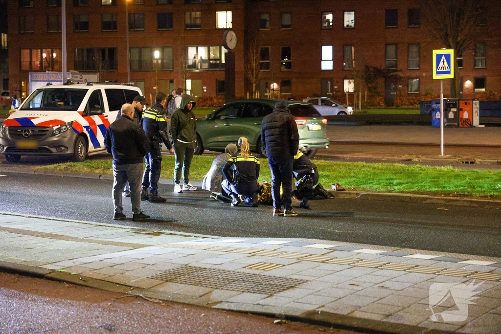 Oudere man aangereden op voetgangerspad