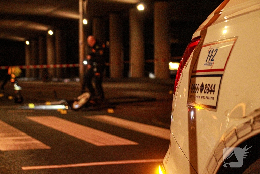 Bromfietser gewond na aanrijding met bestelbusje