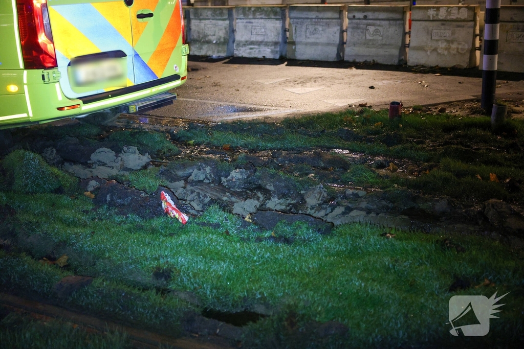 Ambulance vastgelopen tijdens inzet