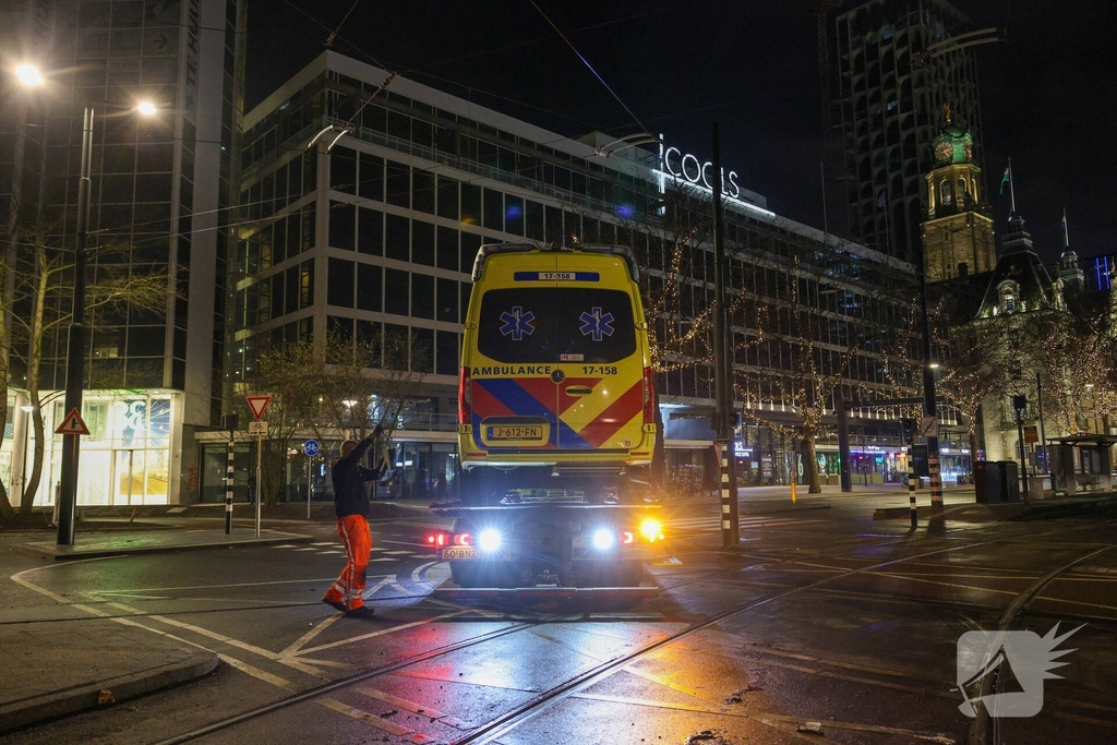 Ambulance vastgelopen tijdens inzet