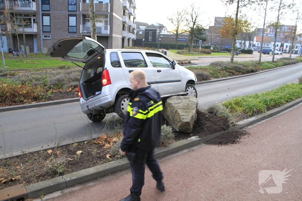 Ongeval leidt tot gewonden na aanrijding met kei