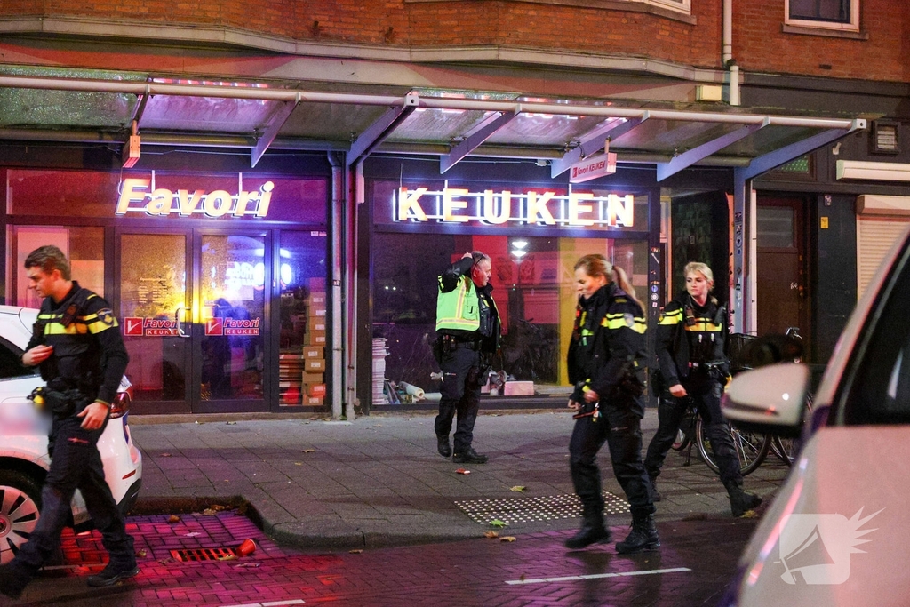 Politie-inzet na vechtpartij bij café
