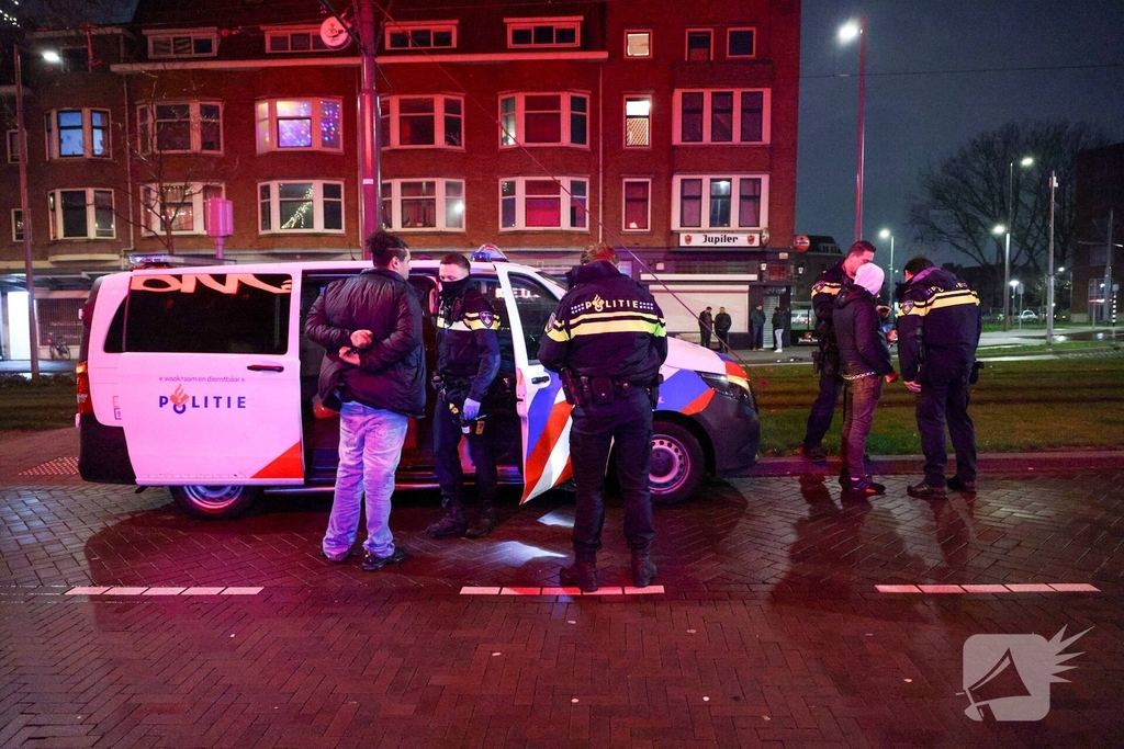 Politie-inzet na vechtpartij bij café