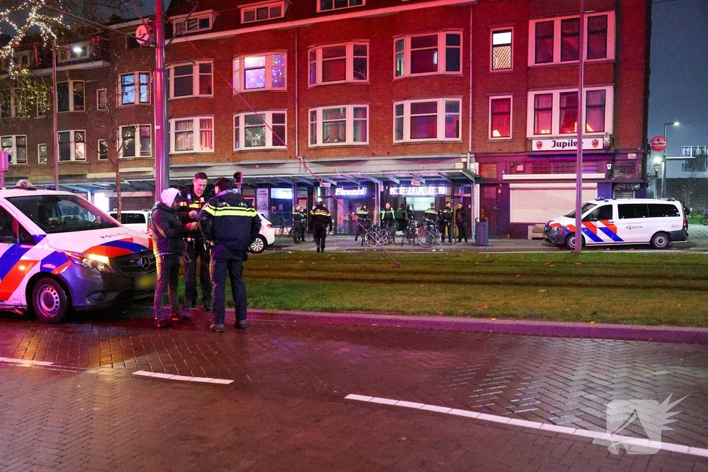 Politie-inzet na vechtpartij bij café