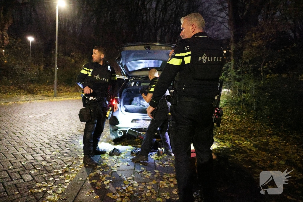 Politie massaal ingezet na melding vuurwapen bij ruzie na kop-staartbotsing