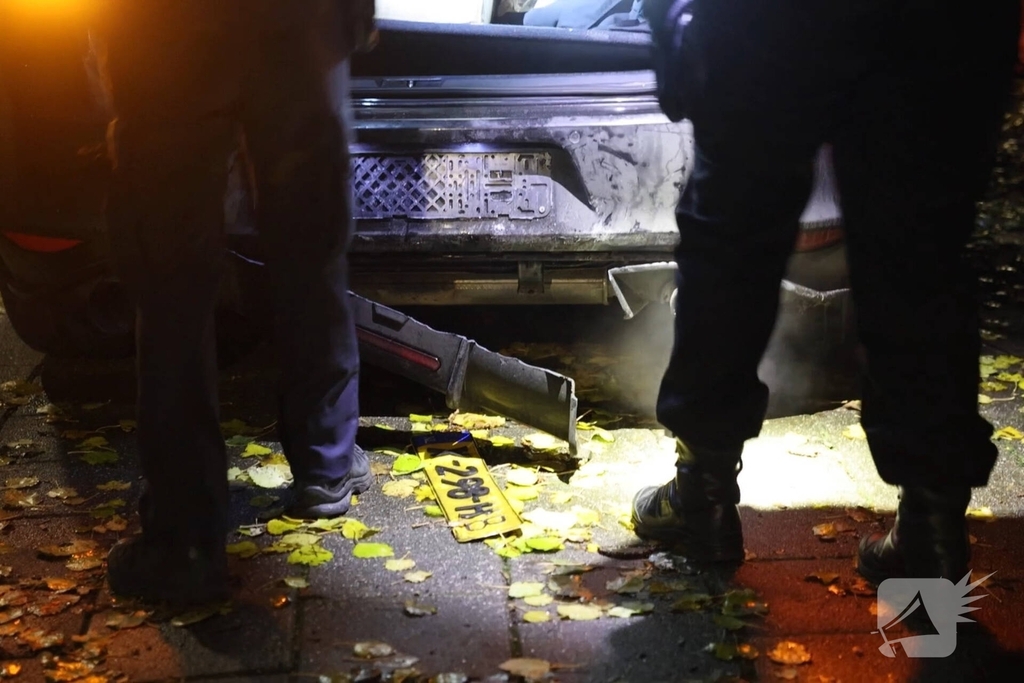 Politie massaal ingezet na melding vuurwapen bij ruzie na kop-staartbotsing