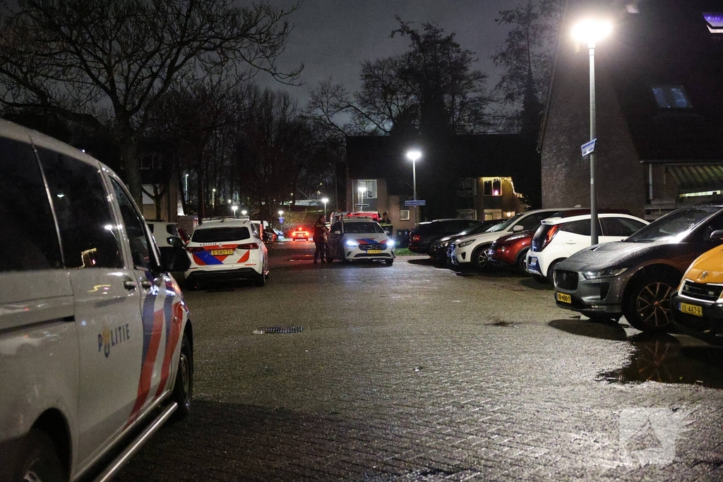 Explosie bij voordeur veroorzaakt schade