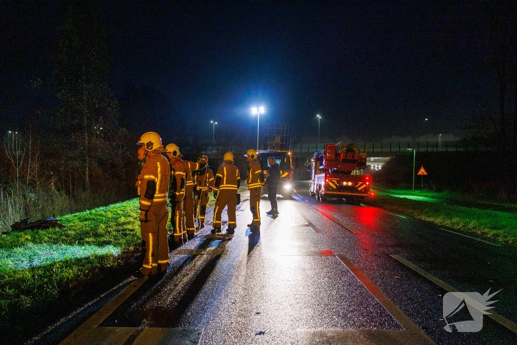 Auto te water tijdens ongeval met vier inzittenden