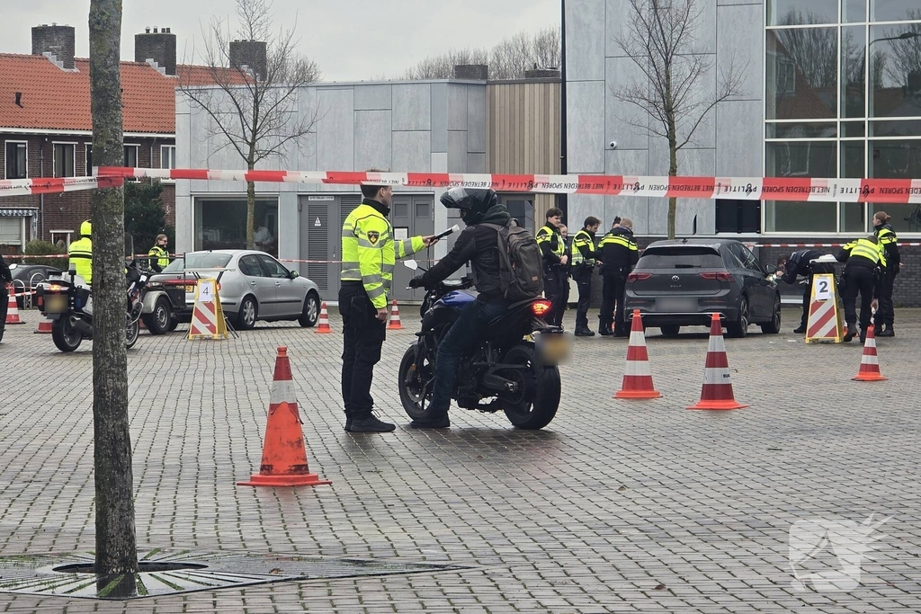 Inspectie van voertuigen tijdens politiecontrole