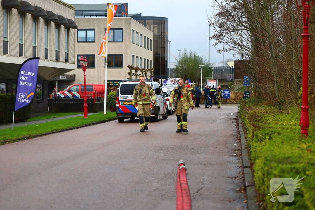Brand in parkeergarage door elektrisch autootje