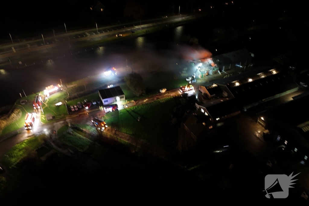 Paarden gered na brand in loods