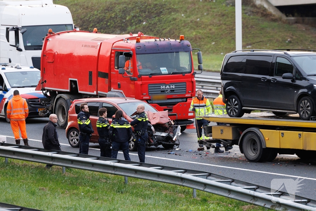 Meerdere auto's betrokken bij ongeval op snelweg