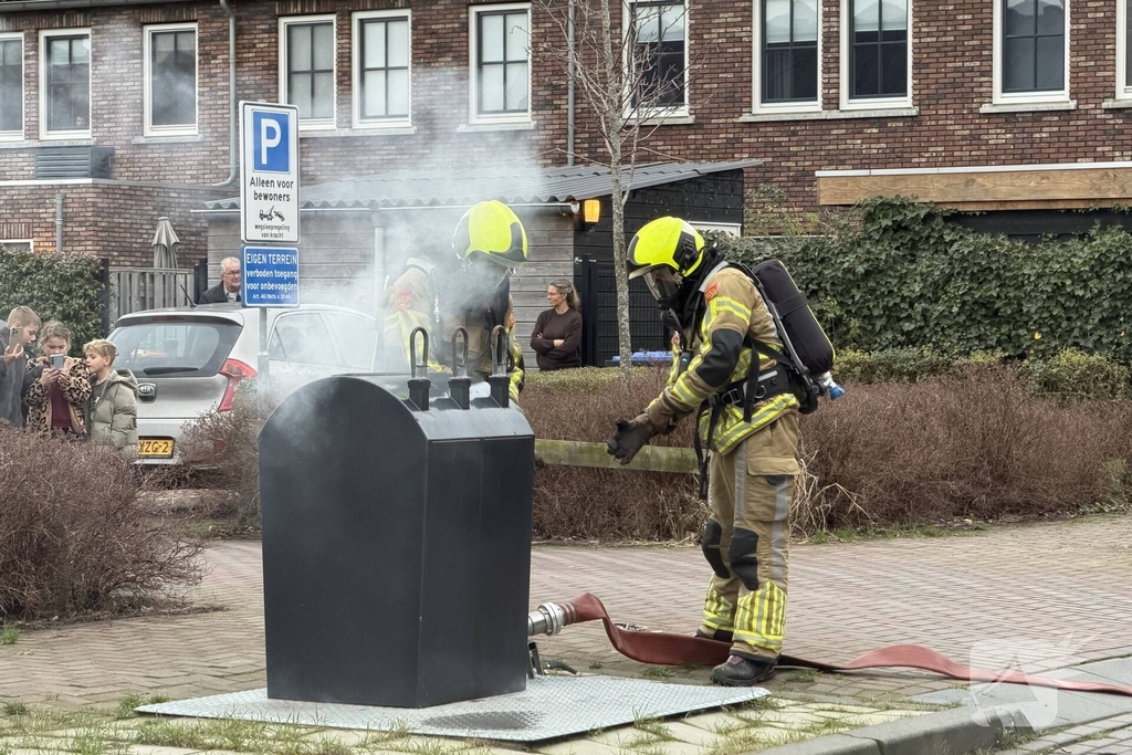 Vuurwerk mogelijk oorzaak van brand