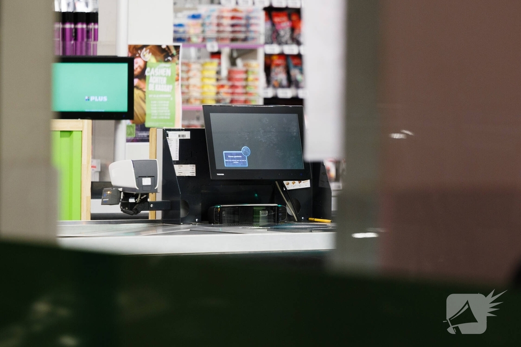 Supermarkt overvallen door gewapende mannen