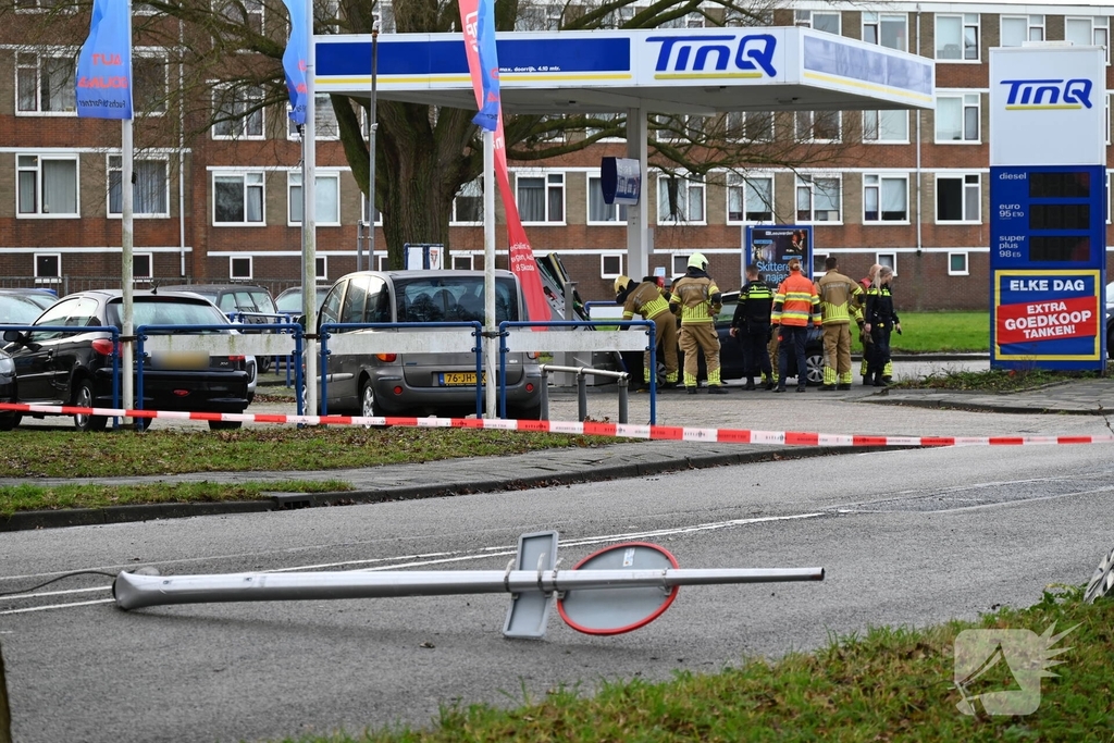 Ongeluk met gevaarlijke stoffen aan tankstation