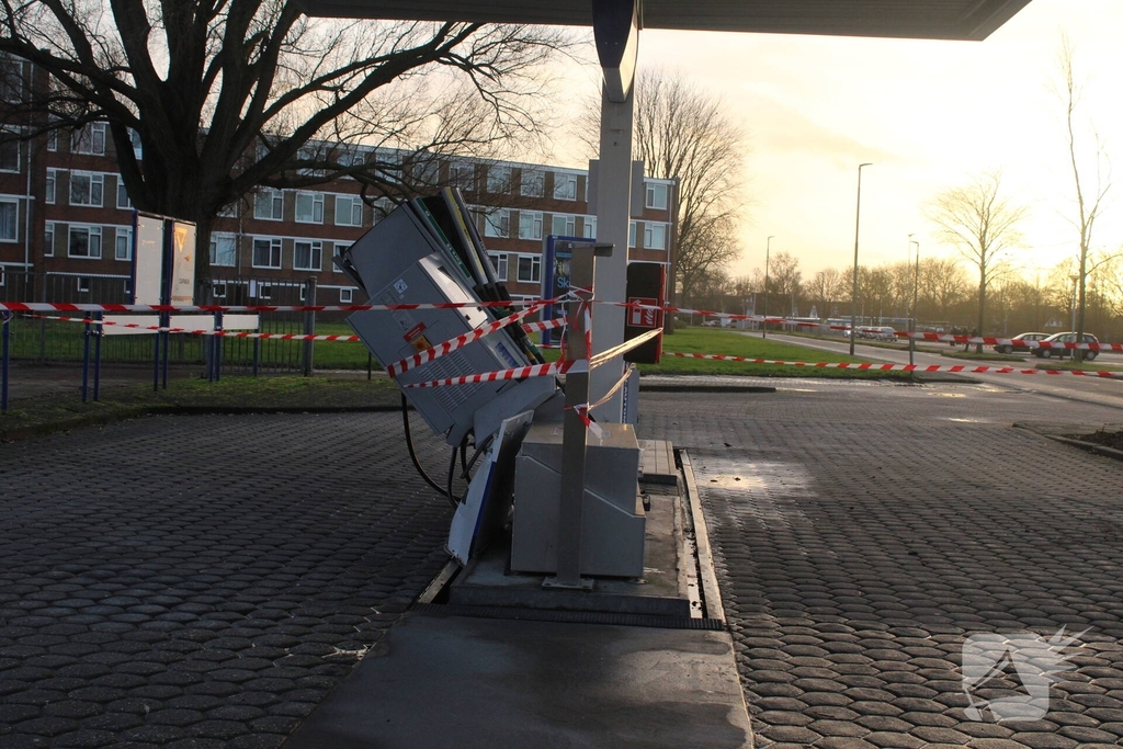 Ongeluk met gevaarlijke stoffen aan tankstation