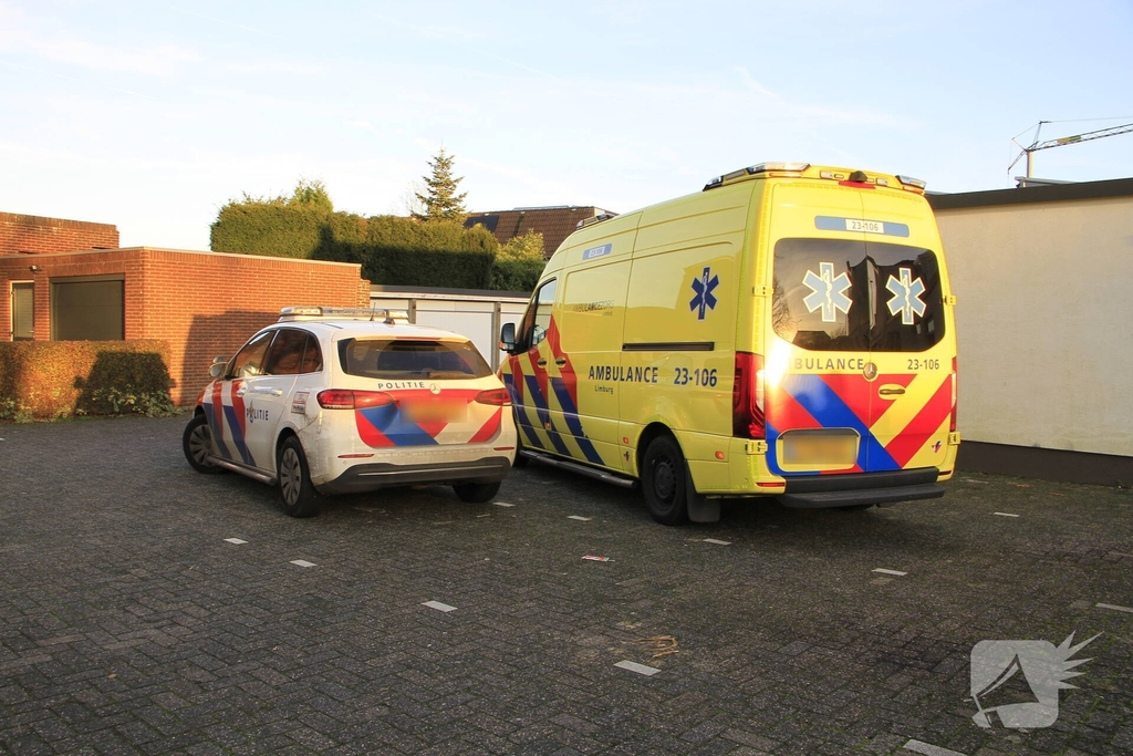 Scooterrijster raakt gewond bij val op oversteekplaats