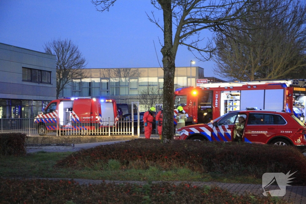 Hulpdiensten reageren op incident met gevaarlijke stoffen