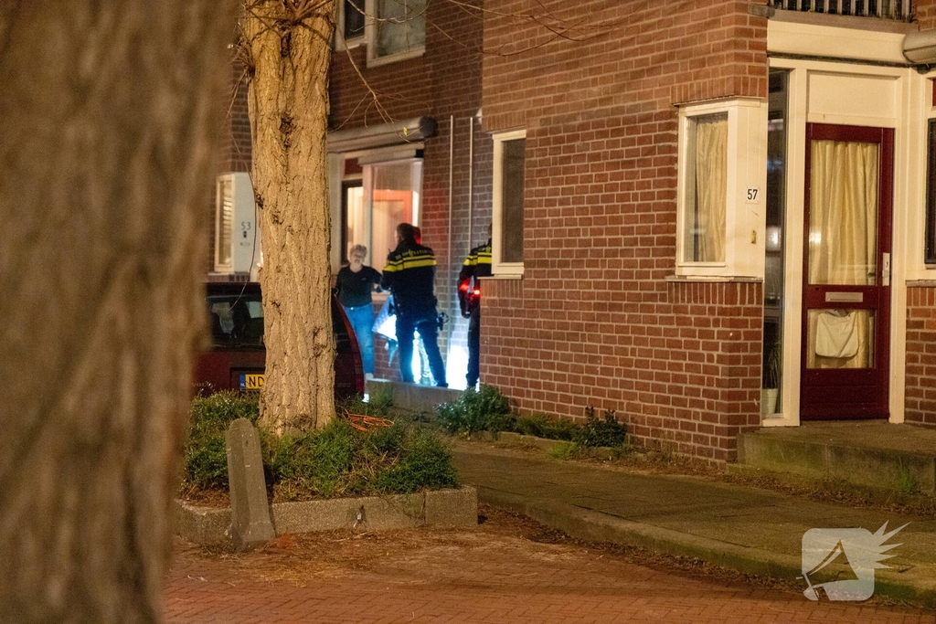 Vrouw aangehouden na steekparti, man gewond