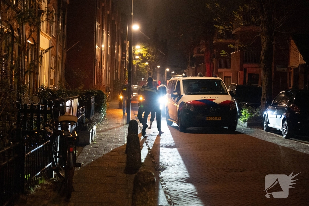 Vrouw aangehouden na steekparti, man gewond