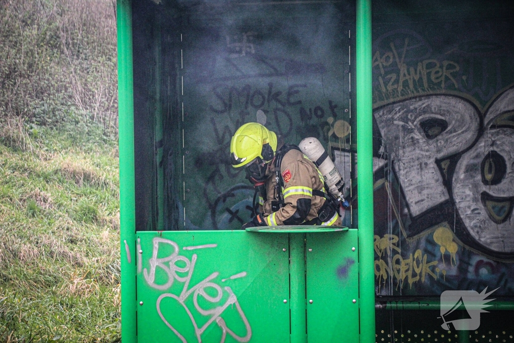 Brand in jeugdhonk snel geblust