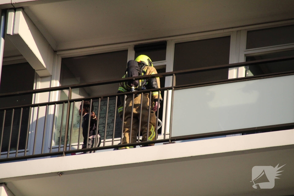 Woningbrand op zesde etage van flat