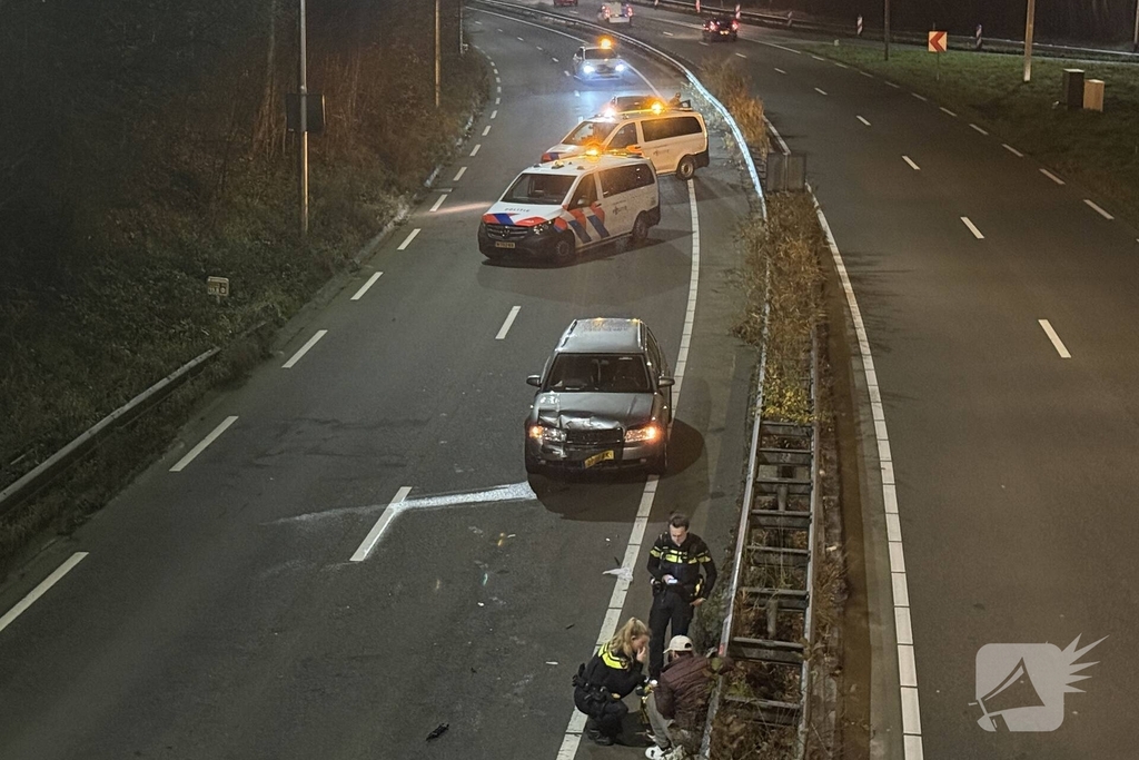 Flinke schade bij kop-staart botsing op provinciale weg